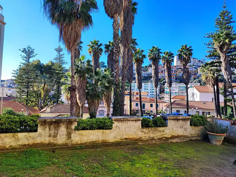 Immagine 21 di Villa in vendita  in Via Zeffiro Massa 344 a San Remo