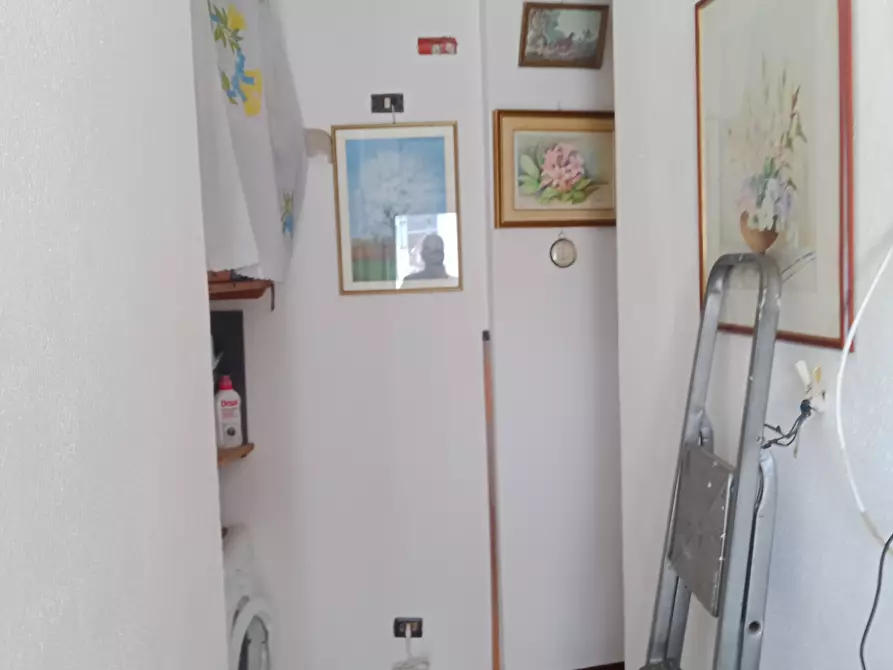Immagine 4 di Bilocale in vendita  in Via Ciappin 78 a Ventimiglia