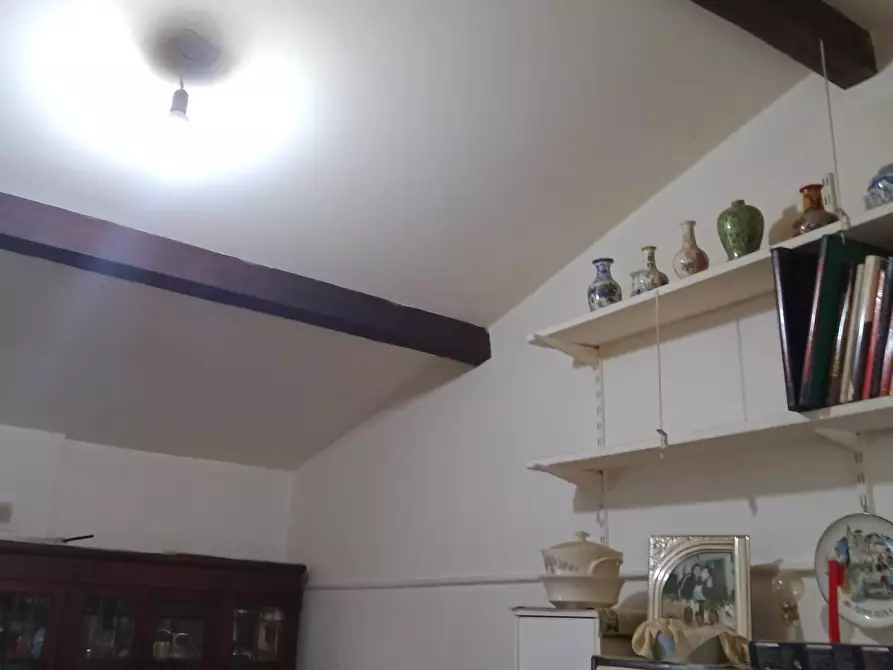 Immagine 3 di Bilocale in vendita  in Via Ciappin 78 a Ventimiglia
