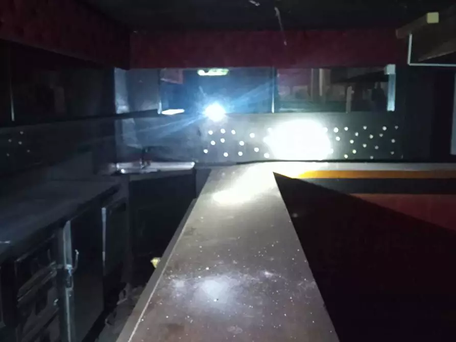 Immagine 3 di Showroom in vendita  in Via Arziglia 111 a Bordighera