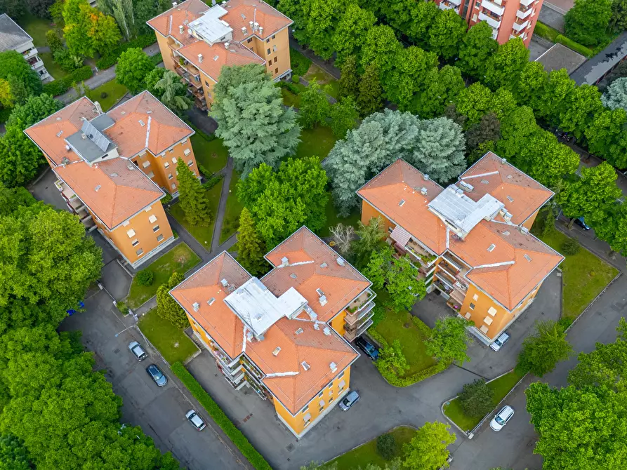 Immagine 2 di Quadrilocale in vendita  in Via Giuditta Sidoli 9600 a Parma