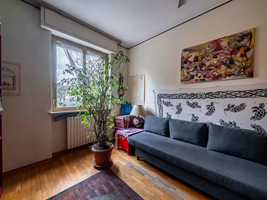 Immagine 4 di Quadrilocale in vendita  in Via Giuditta Sidoli 9600 a Parma