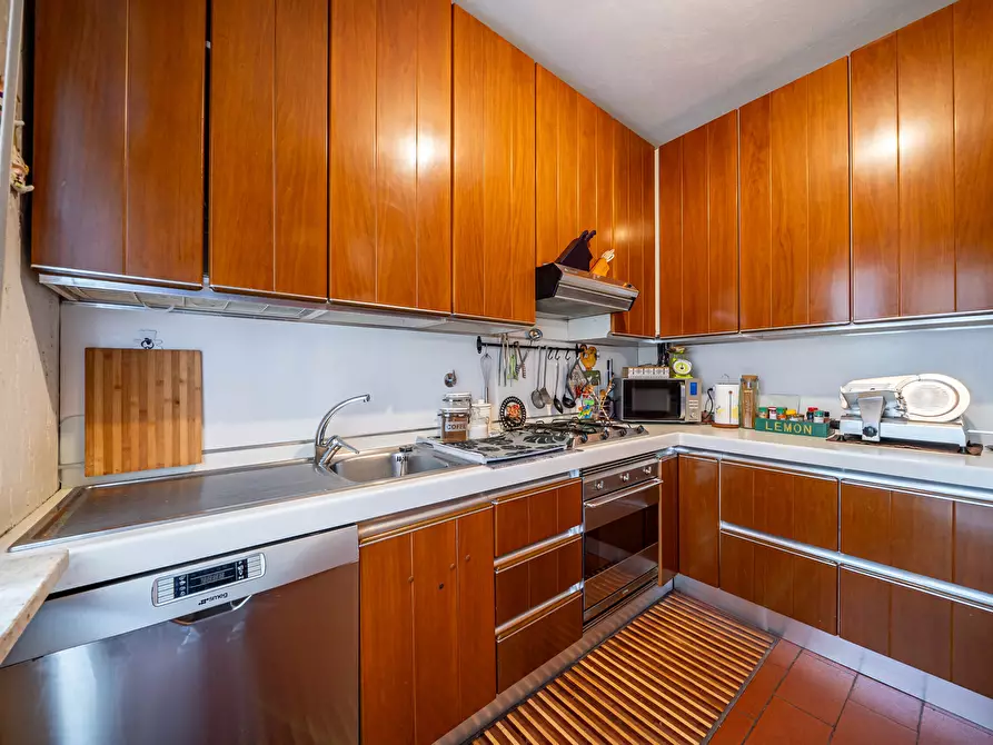 Immagine 9 di Quadrilocale in vendita  in Via Giuditta Sidoli 9600 a Parma