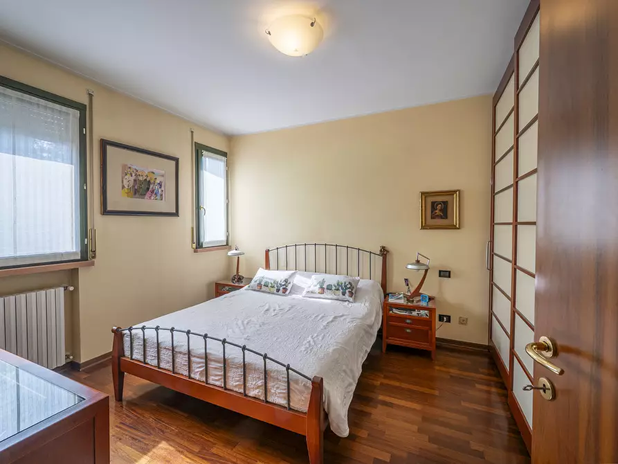 Immagine 10 di Quadrilocale in vendita  in Piazza Lubiana 4863 a Parma