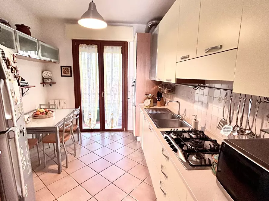 Immagine 13 di Quadrilocale in vendita  in Via Pedemontana 1 a Castelnuovo Magra