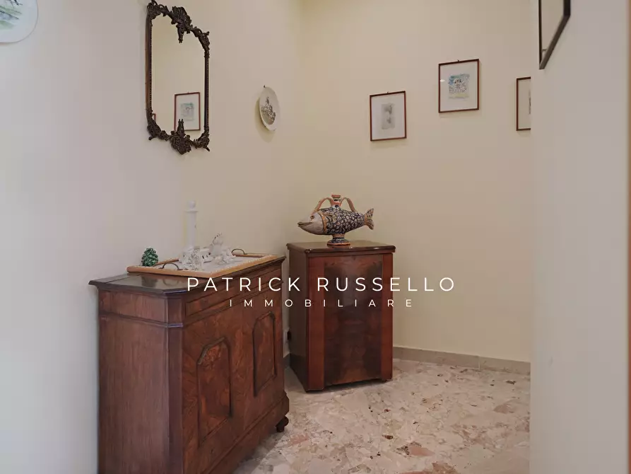 Immagine 19 di Appartamento in vendita  in Corso Vittorio Emanuele 238 a Gela