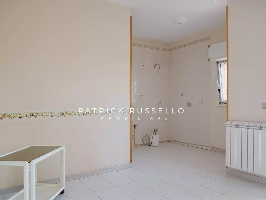 Immagine 2 di Quadrilocale in vendita  in Via Navari 7 a Gela