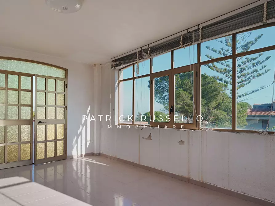 Immagine 25 di Villa in vendita  in Via dei Rovi snc a Gela
