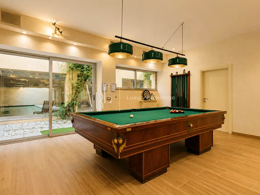 Immagine 22 di Villa in vendita  a Roma