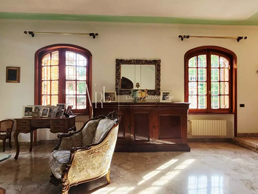 Immagine 12 di Villa in vendita  a Roma