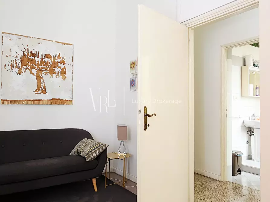 Immagine 19 di Pentalocale in vendita  a Roma