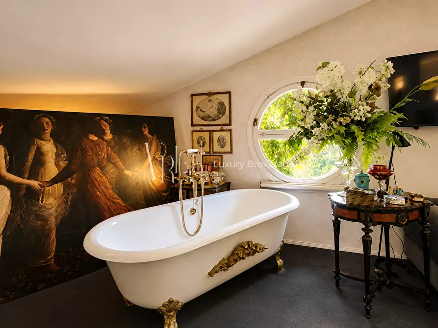 Immagine 19 di Casa bifamiliare in vendita  a Roma