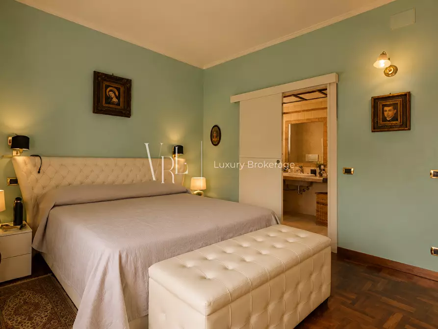 Immagine 19 di Casa bifamiliare in vendita  a Roma
