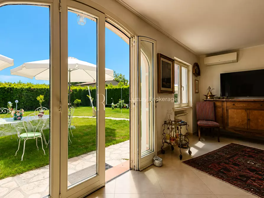 Immagine 5 di Casa bifamiliare in vendita  a Formello