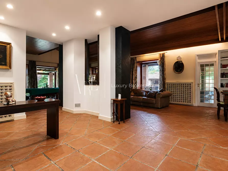 Immagine 20 di Villa in vendita  a Roma