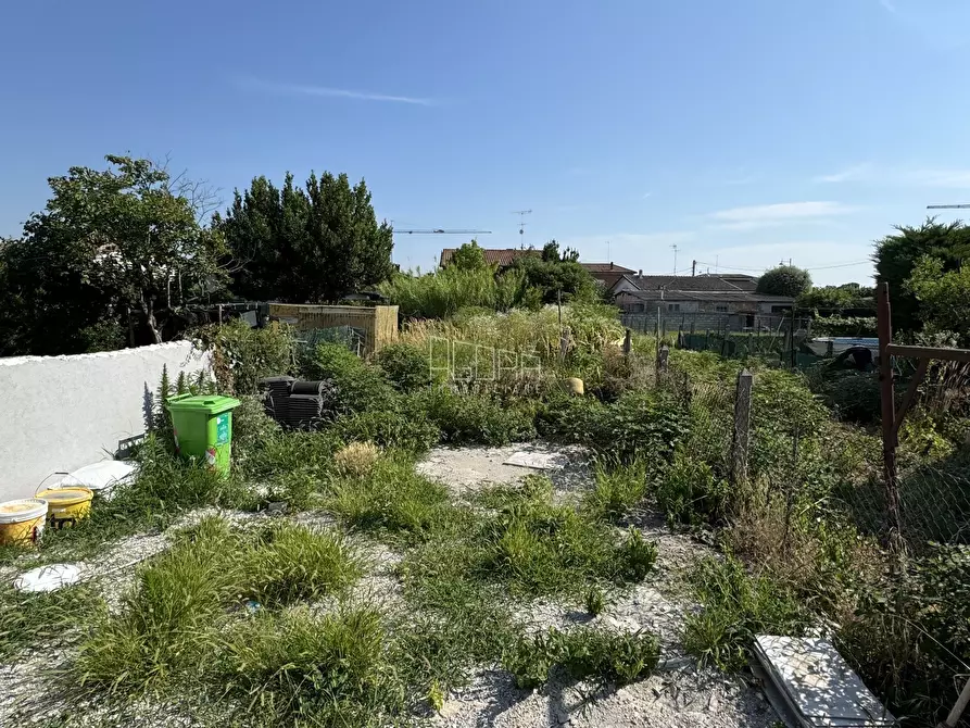 Immagine 16 di Casa bifamiliare in vendita  in Via A. Forni 17 a Porto Viro