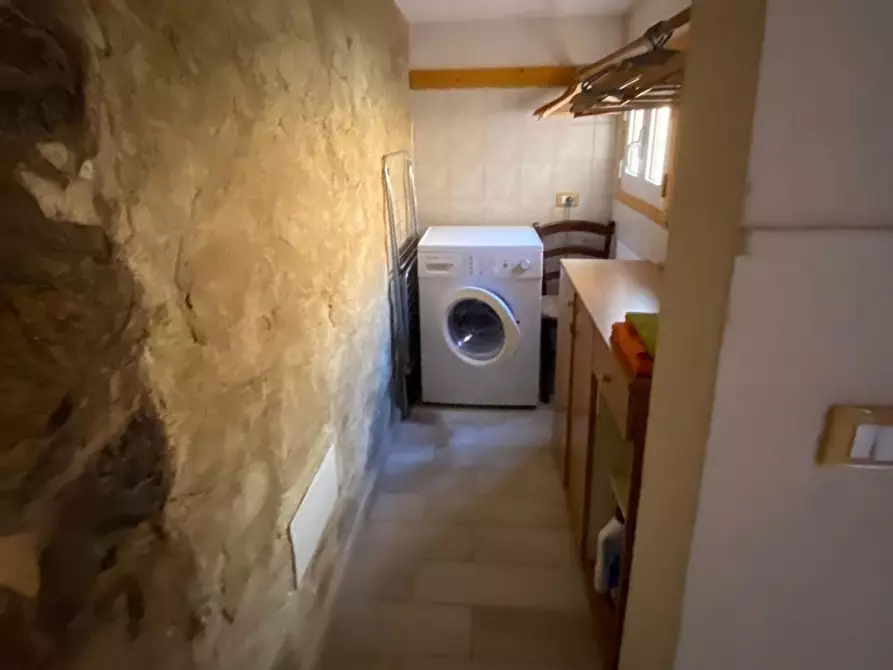 Immagine 4 di Loft/Open space in affitto  a Viareggio