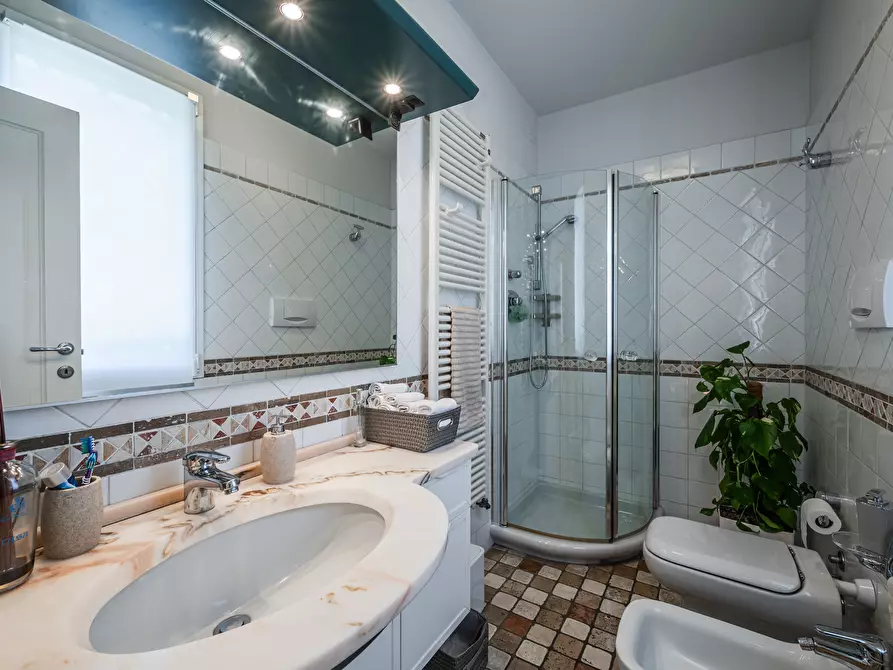 Immagine 22 di Villa in vendita  in Via Montesole 16 a Pianoro