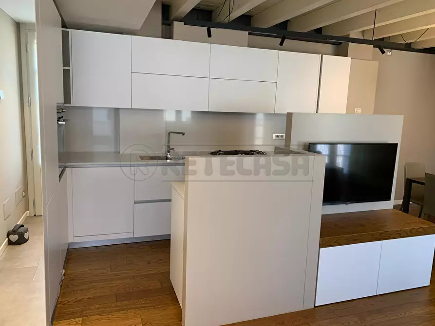 Immagine 30 di Appartamento in affitto  a Bergamo