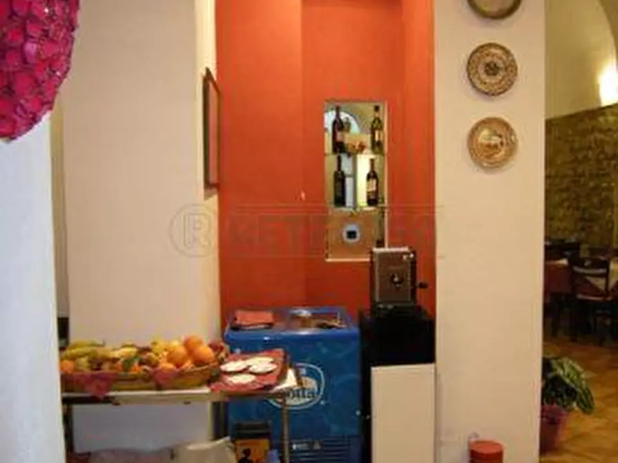 Immagine 8 di Locale commerciale in vendita  in via scovazzo 19 a Caltanissetta