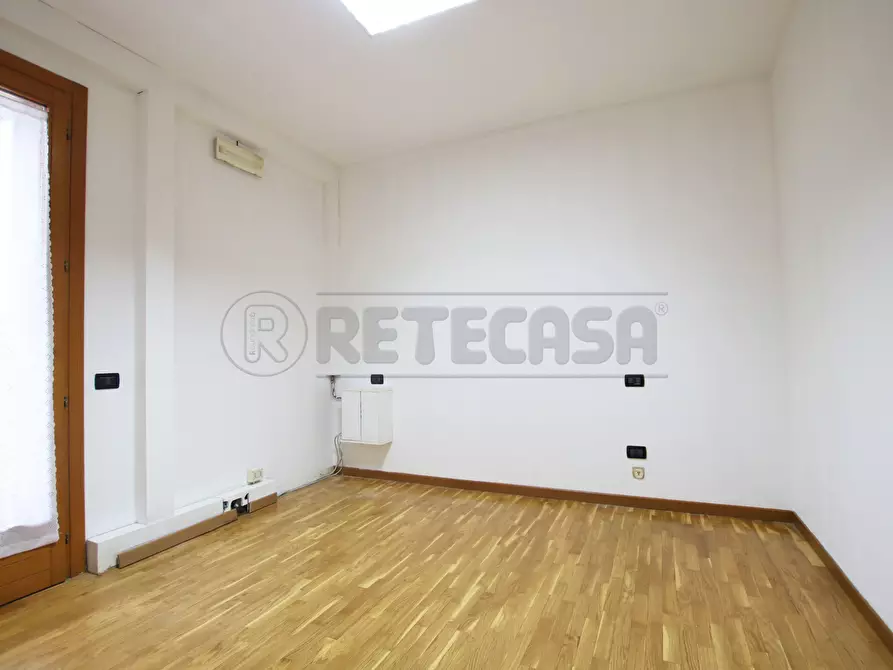 Immagine 4 di Ufficio in affitto  in viale riviera berica 451 a Vicenza