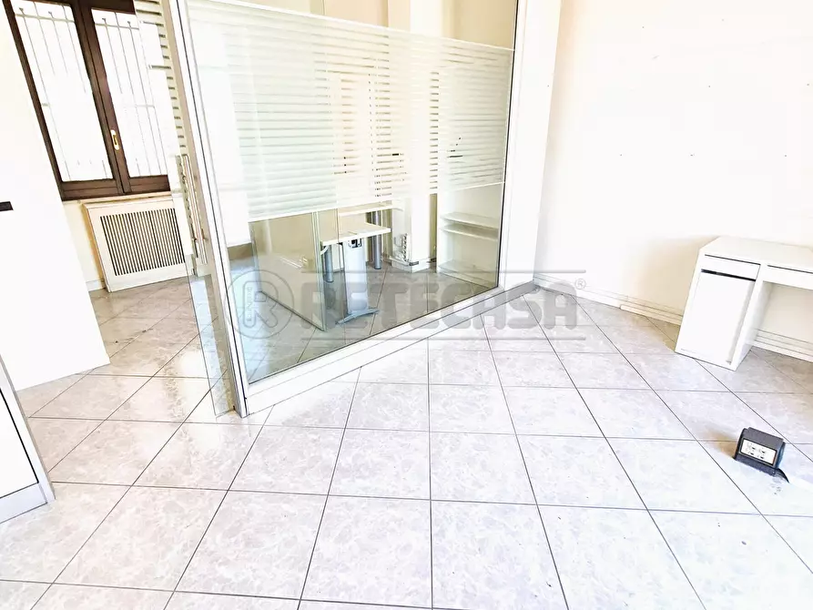 Immagine 9 di Ufficio in affitto  in via Orazio 123 a Pescara