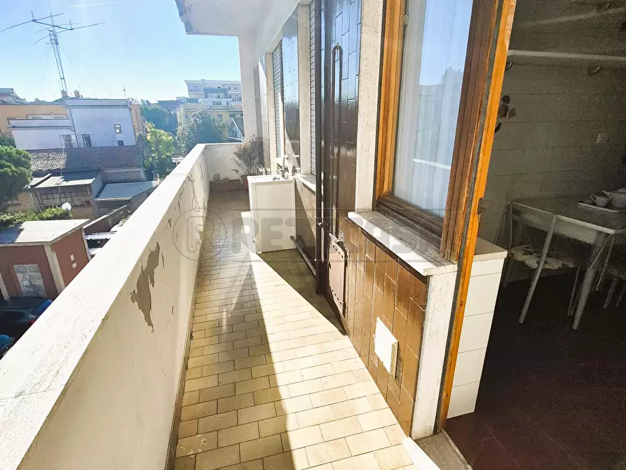 Immagine 7 di Quadrilocale in vendita  in Piazza della Marina 3 a Pescara