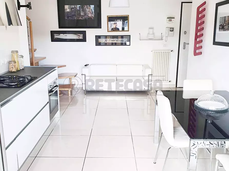 Immagine 24 di Appartamento in affitto  a Pescara