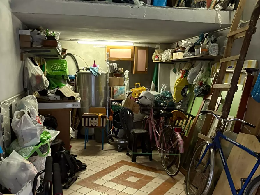 Immagine 42 di Quadrilocale in vendita  in Via de Maio Paolo a Marcianise