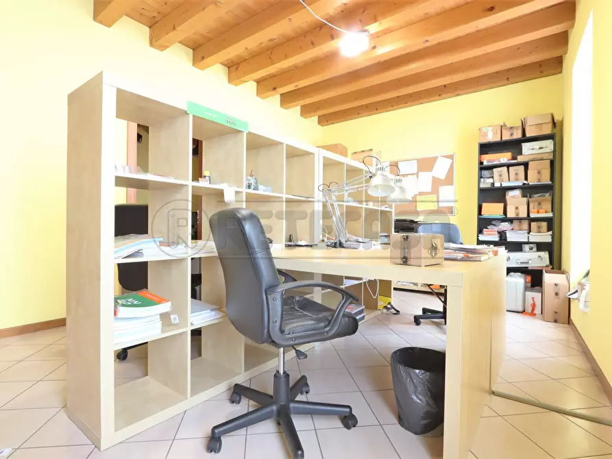 Immagine 2 di Ufficio in vendita  in Via Municipio a Longare