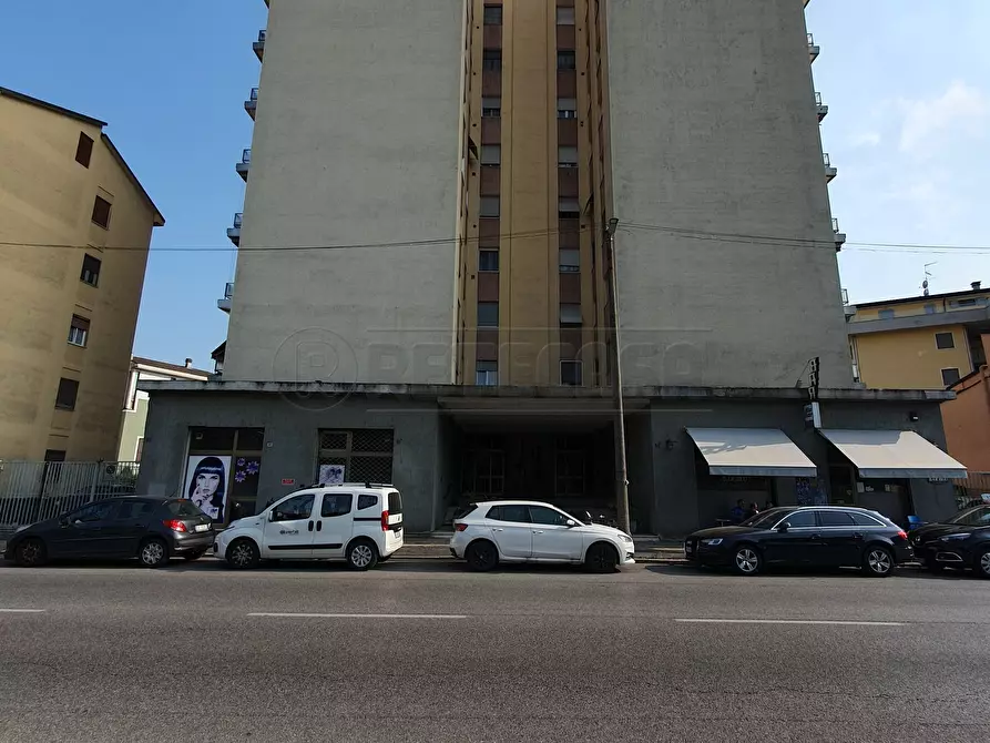 Immagine 7 di Trilocale in vendita  in Via del Giordano a Cremona