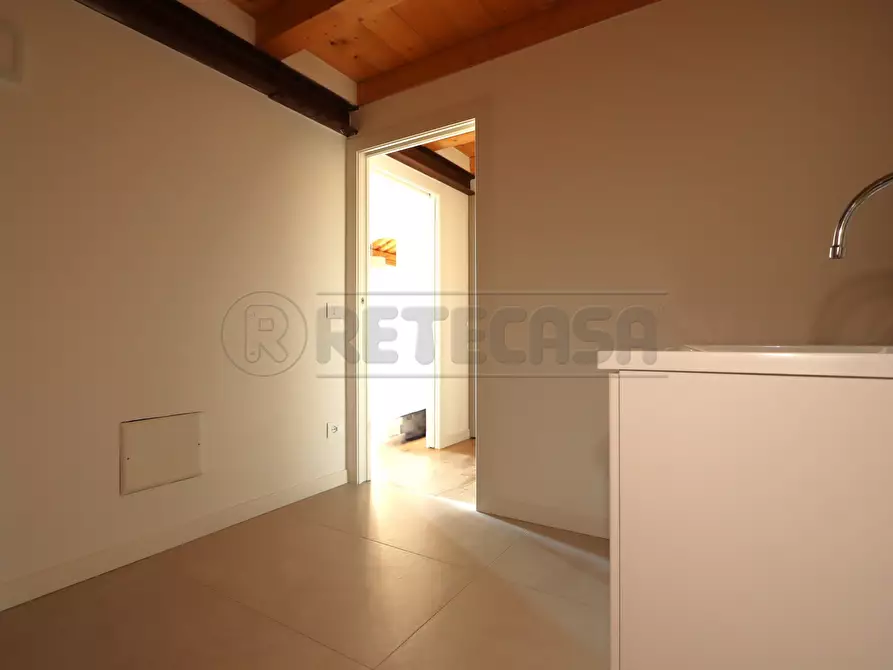 Immagine 22 di Attico in affitto  in Corso Antonio Fogazzaro 43 a Vicenza