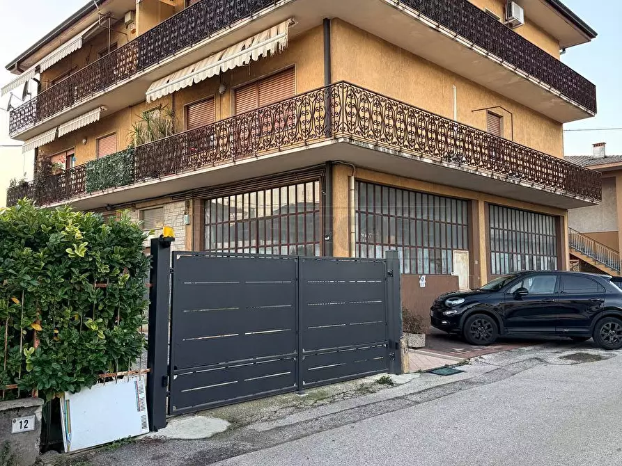 Immagine 2 di Laboratorio in vendita  a Montecchio Maggiore