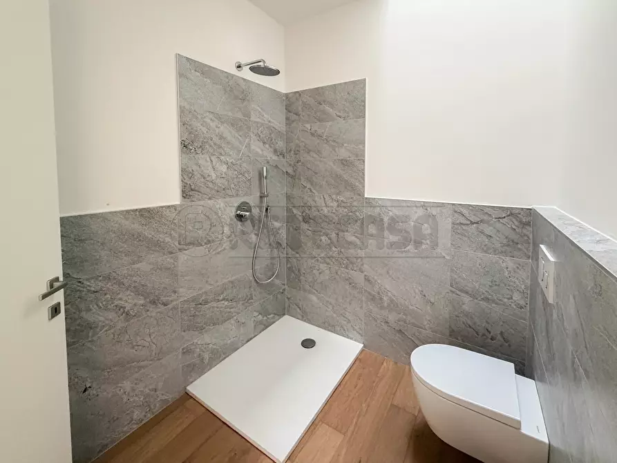 Immagine 22 di Appartamento in vendita  in Via F. Magellano a Creazzo