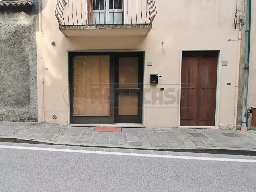 Immagine 2 di Appartamento in vendita  in via Roma 34/36 a Montebello Vicentino