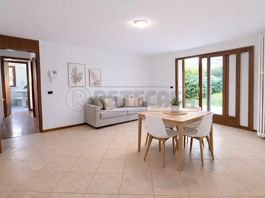 Immagine 1 di Bilocale in vendita  in Via Vittorio Bachelet a Vicenza