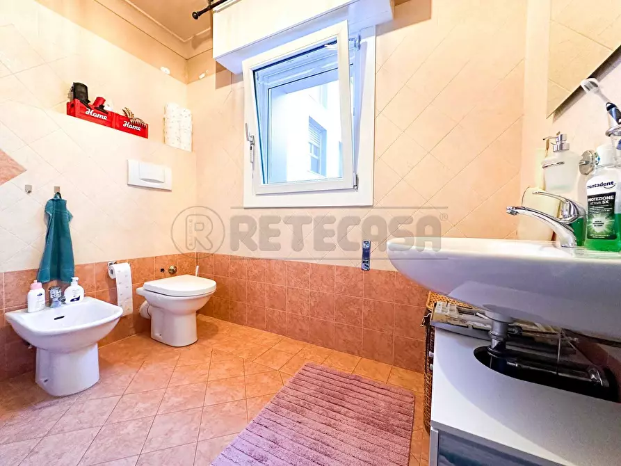 Immagine 14 di Quadrilocale in vendita  in Via Papa Giovanni XXIII a Desenzano Del Garda