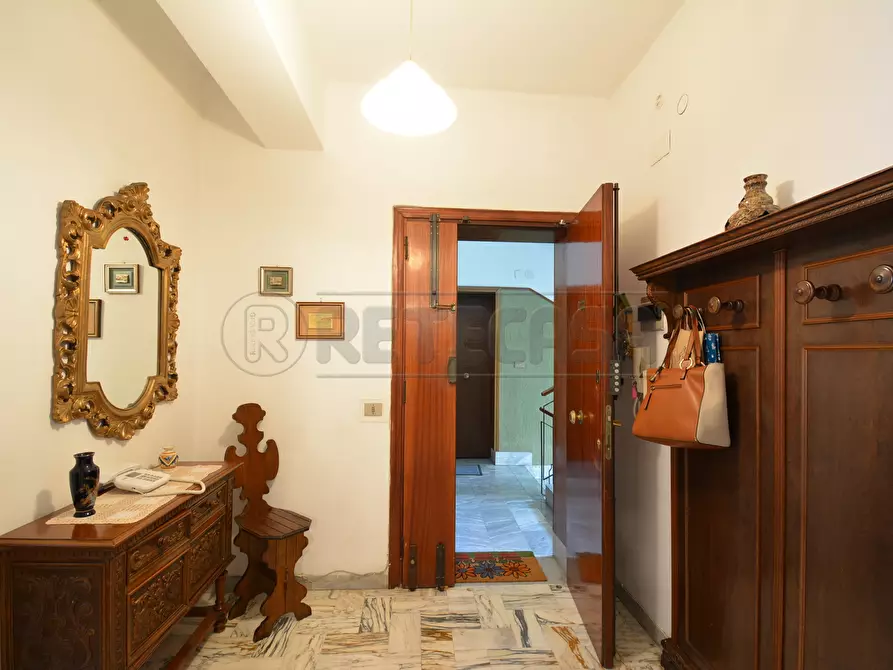 Immagine 3 di Quadrilocale in vendita  in Via Pietro Castelli 250 a Messina