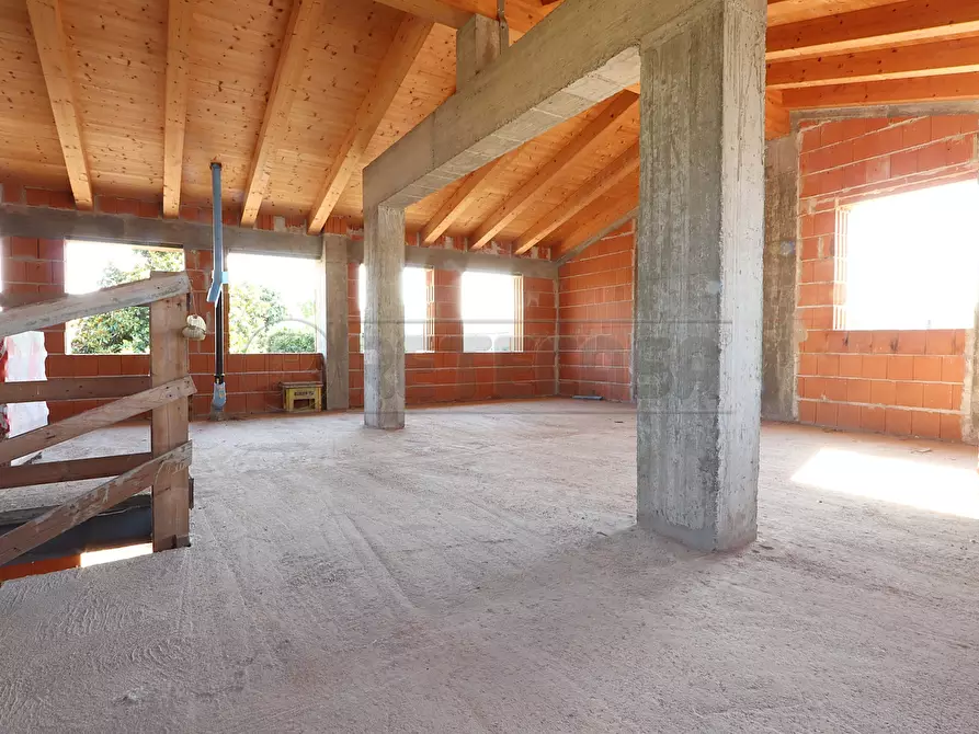 Immagine 26 di Casa indipendente in vendita  a Monticello Conte Otto