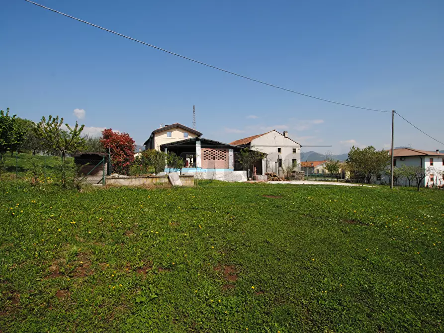 Immagine 4 di Villa in vendita  in Piazza Roma 36 a Brogliano