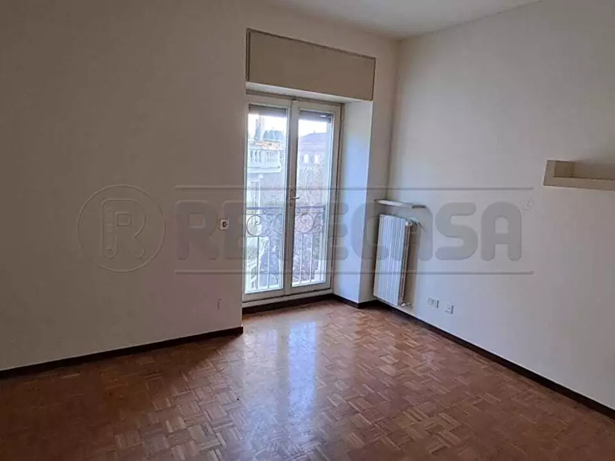 Immagine 21 di Quadrilocale in vendita  in Viale Papa Giovanni XXIII 45 a Bergamo