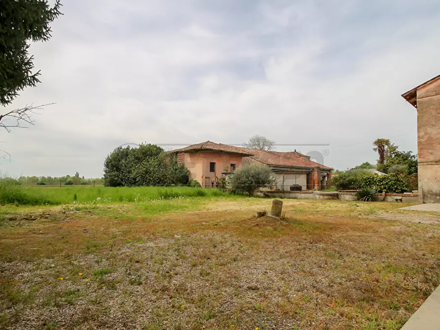 Immagine 6 di Rustico / casale in vendita  in Via Camatte 5 a Bolzano Vicentino