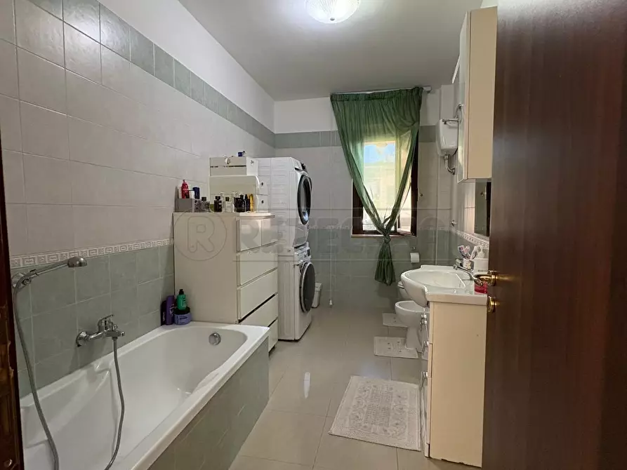 Immagine 13 di Quadrilocale in vendita  in Via Caserta 2 a Marcianise