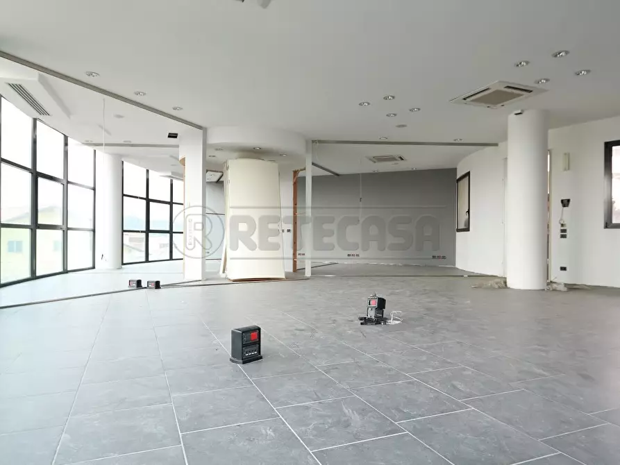 Immagine 21 di Ufficio in affitto  a Vicenza