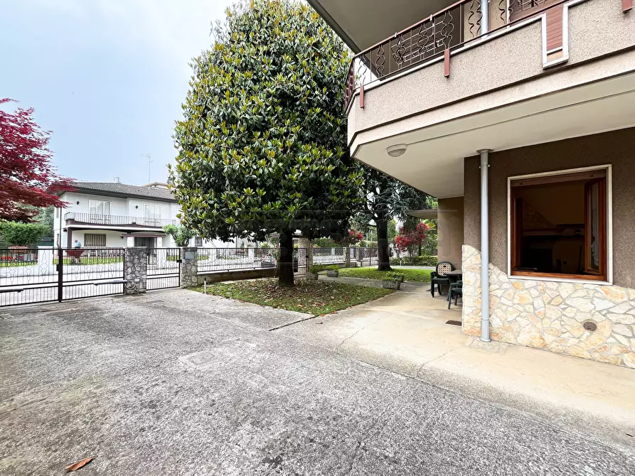 Immagine 33 di Bilocale in affitto  in Via T. Dal Molin a Creazzo