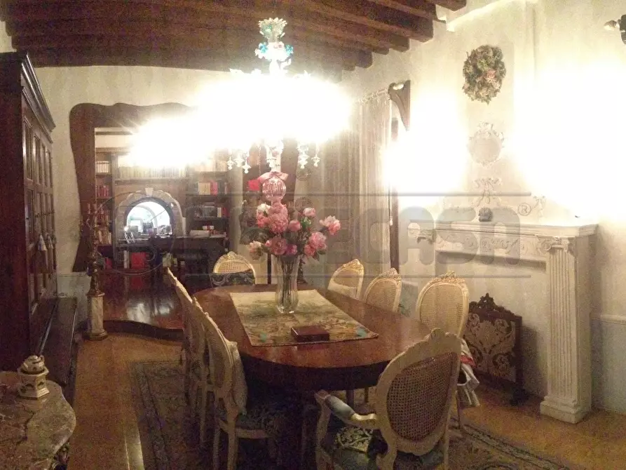 Immagine 3 di Villa in vendita  a Santa Maria Di Sala