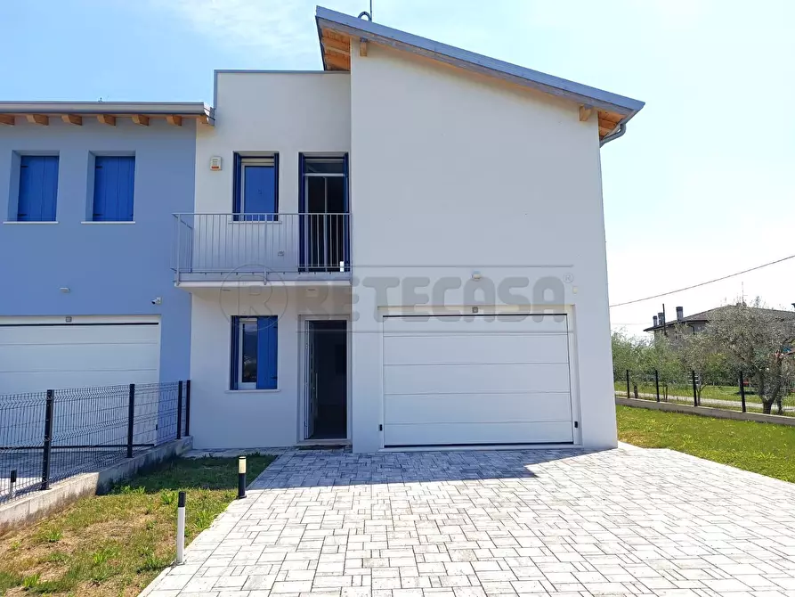 Immagine 2 di Porzione di casa in vendita  in Via dei Carabinieri a Nanto