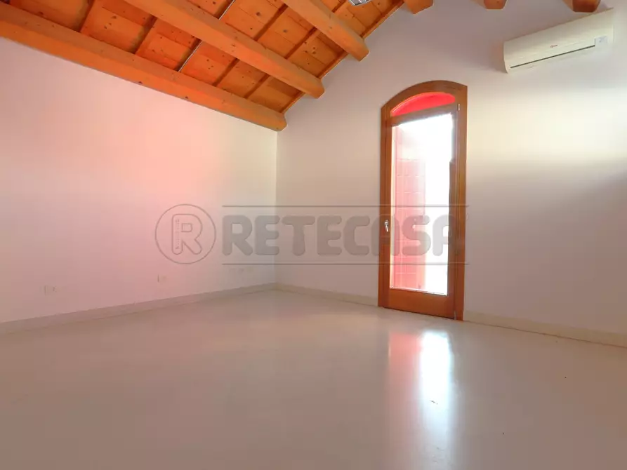 Immagine 4 di Ufficio in affitto  in Via Vittorio Veneto 17 a Camisano Vicentino