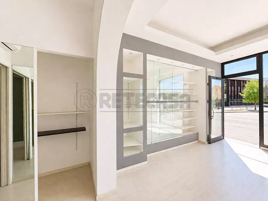 Immagine 7 di Locale commerciale in affitto  in Via dei Colli 33 a Padova