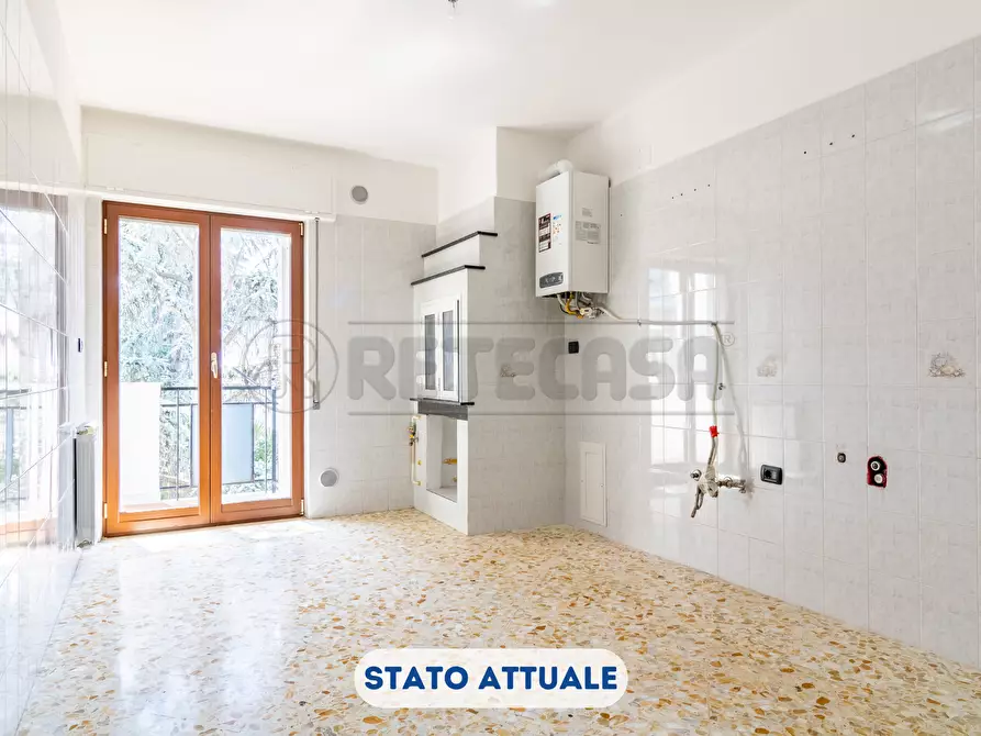 Immagine 12 di Trilocale in vendita  in Corso Dottor Sergio Cosmai 58 a Bisceglie